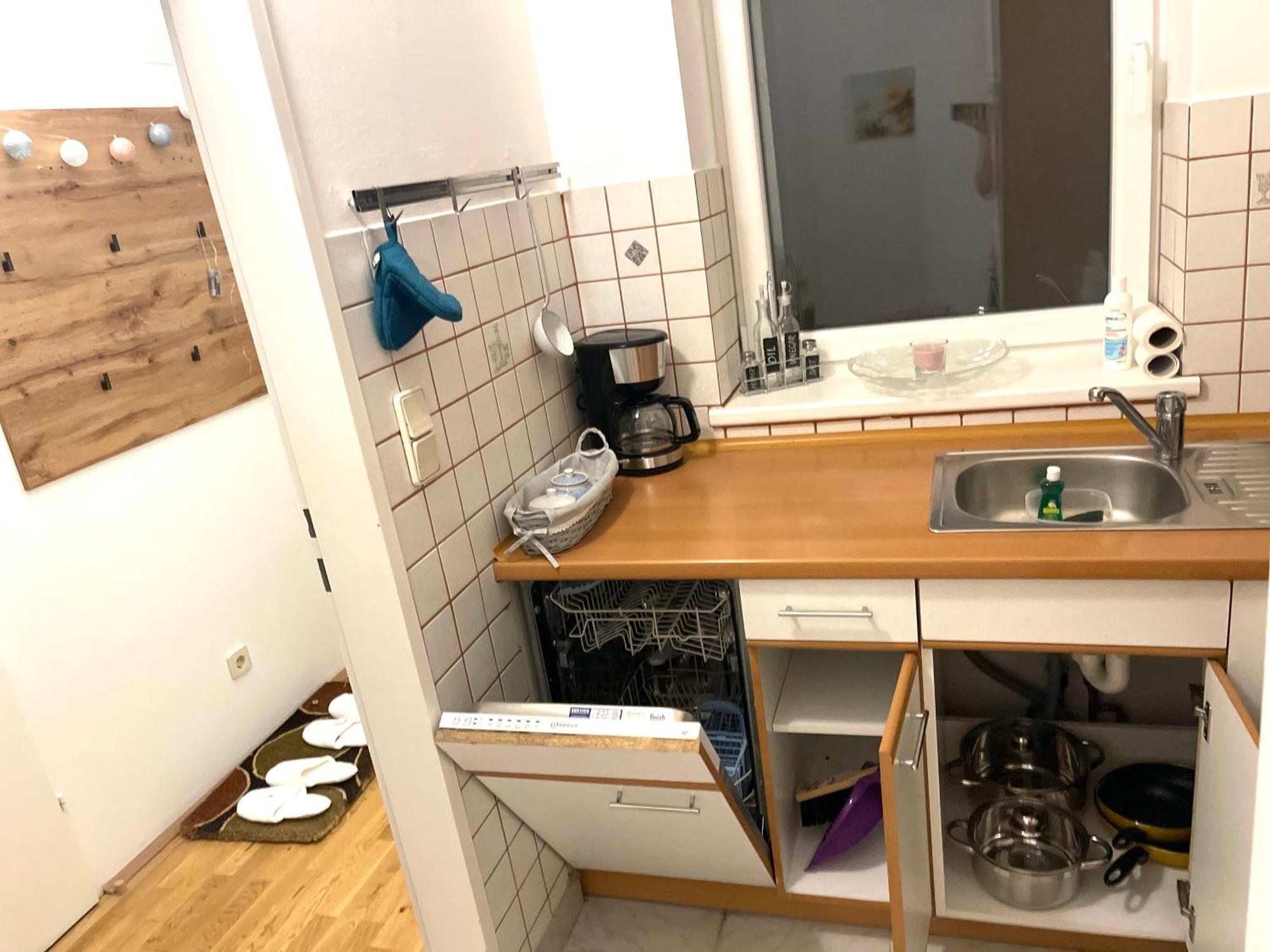 Klimatisiertes, Ruhiges Dachgeschoss Cityapartment Im Zentrum Wiens Exterior photo